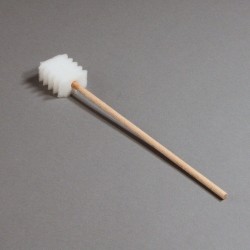 Bâtonnets de soin à embout mousse à dents avec mousse blanche